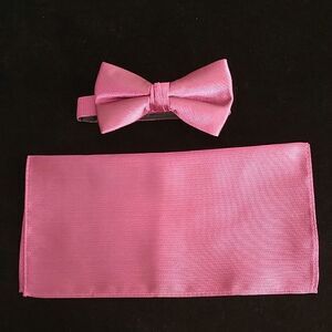 MEN'S LARR BRIO BOW TIE AND POCKET SQUARE